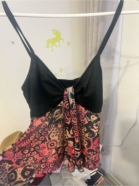 Black & Multicolor Printed Camisole Tank Top